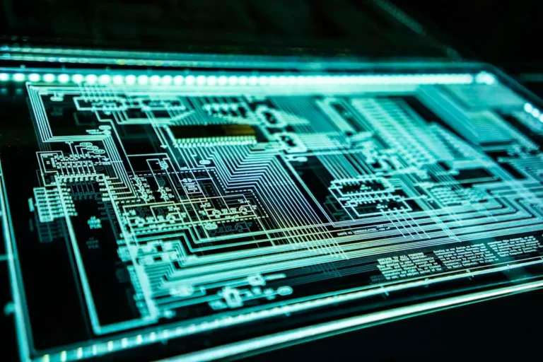 Panel de luces LED de un equipo de red: seguridad bajo el ENS y NIS2