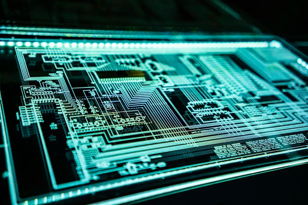 Panel de luces LED de un equipo de red: seguridad bajo el ENS y NIS2