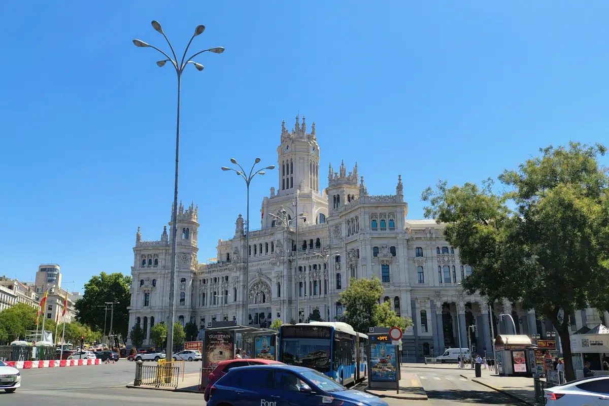 Palacio de Cibeles, sede del Ayuntamiento de Madrid: el ENS alcanza a los proveedores de la Administración